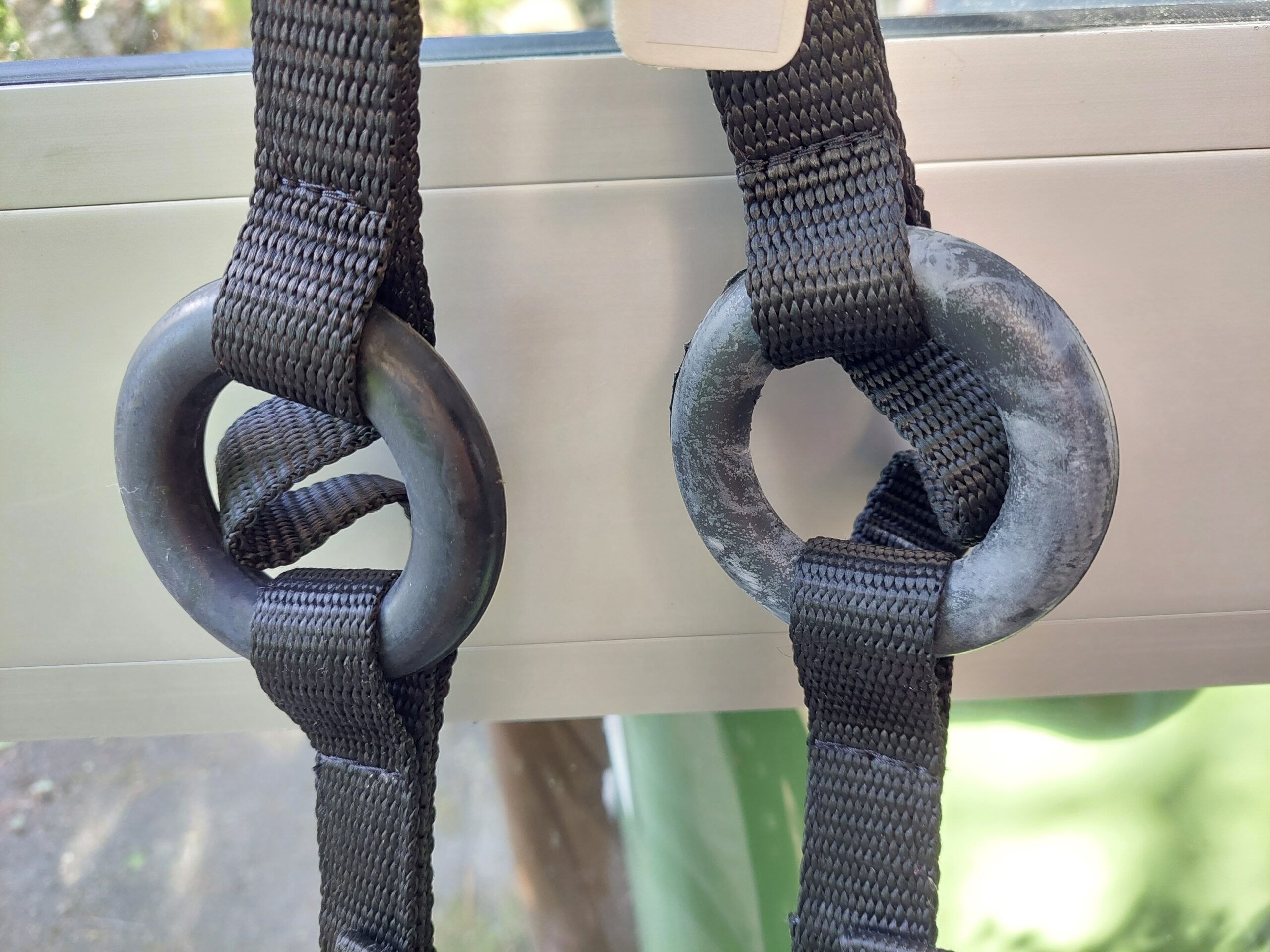 Inspänningstygel i nylon med gummiring - Bild 2
